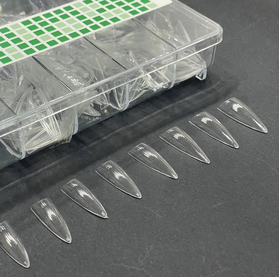 Fake Nails Half Tip Box of 500 – Stiletto