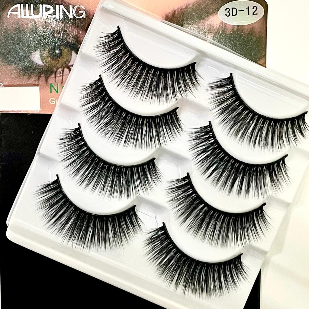 Alluring EyeLashes 12