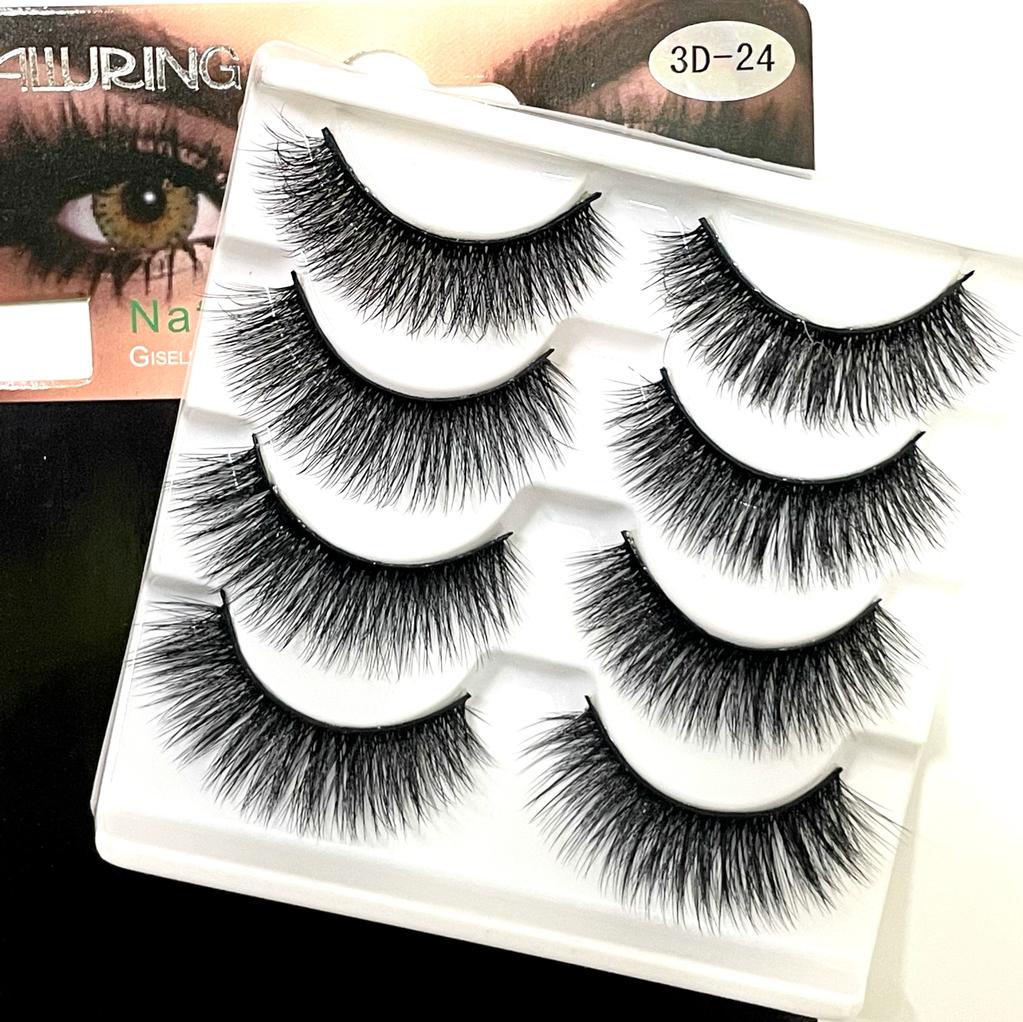 Alluring EyeLashes 24