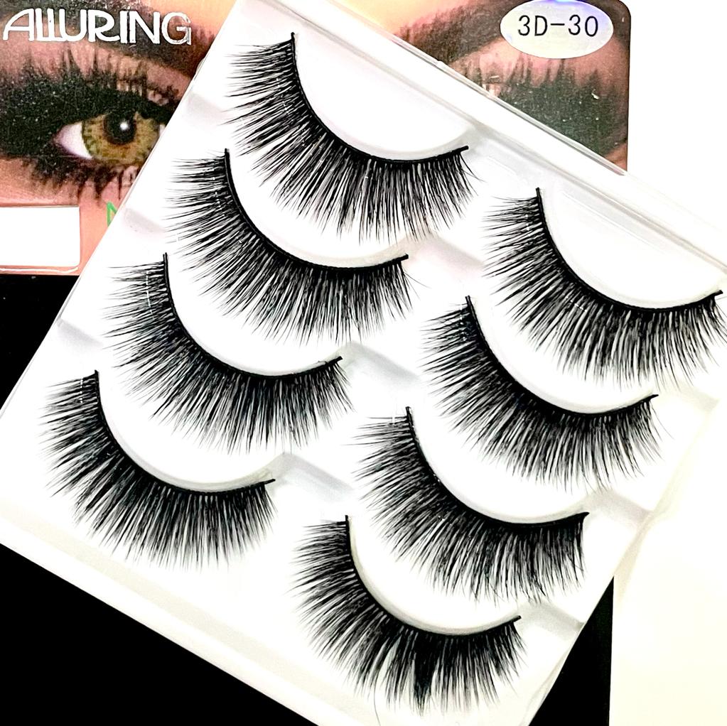 Alluring EyeLashes 30