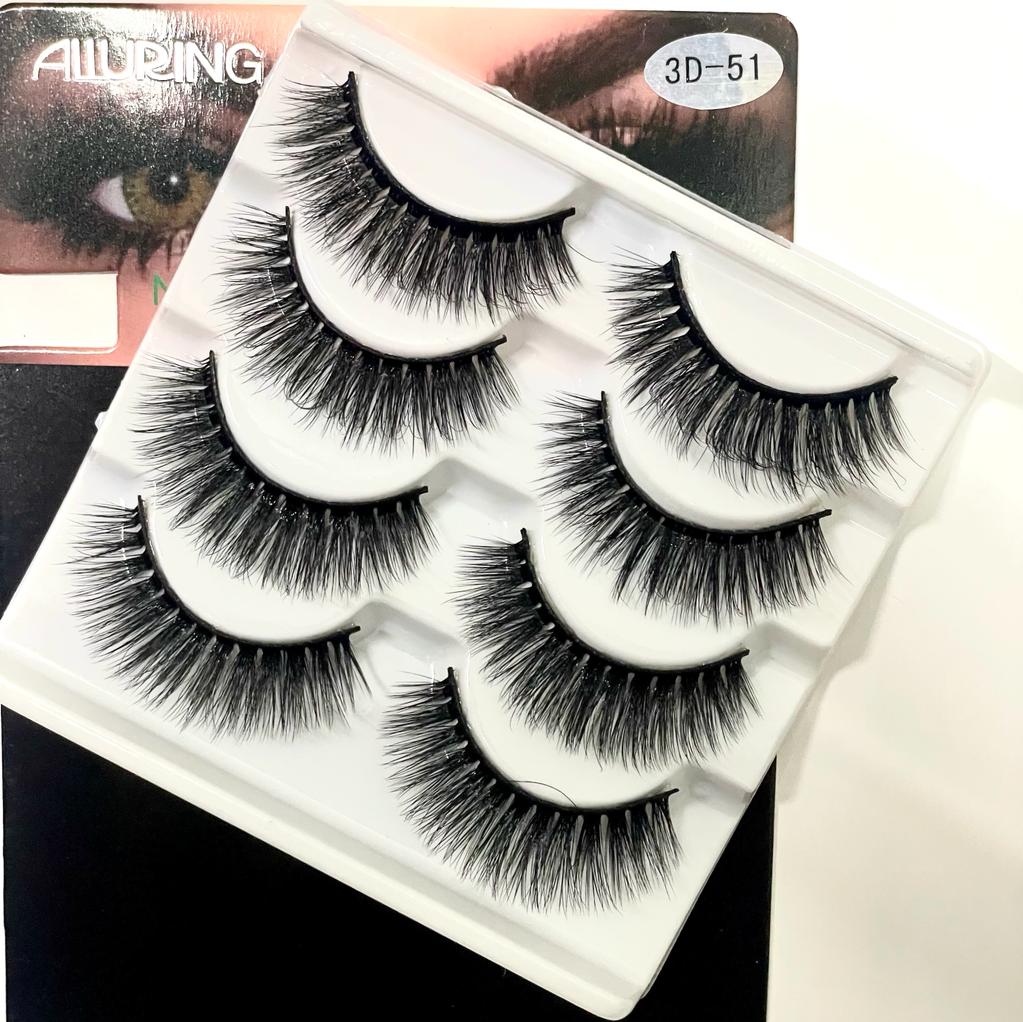 Alluring EyeLashes 51